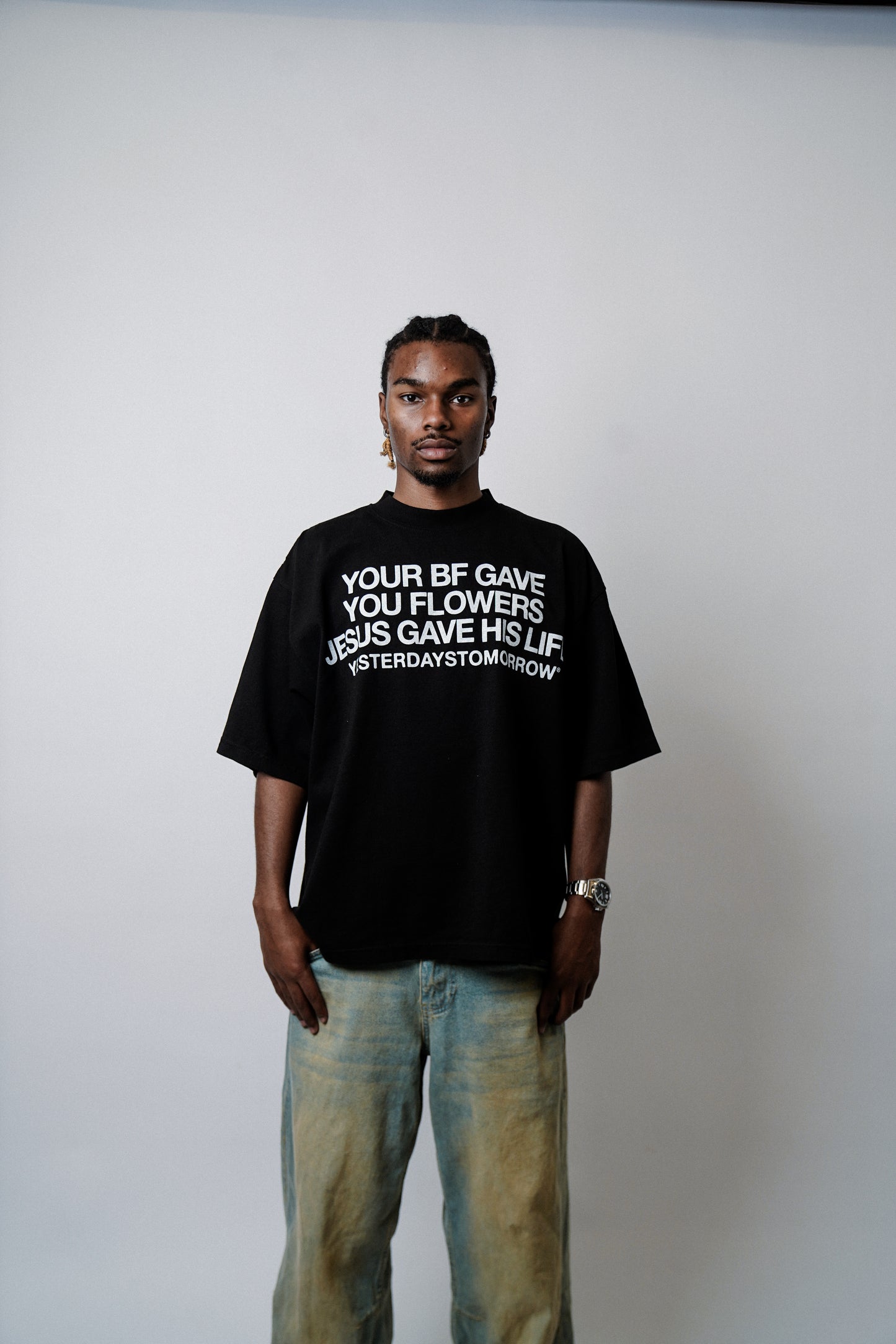 "BOYFRIEND" TEE